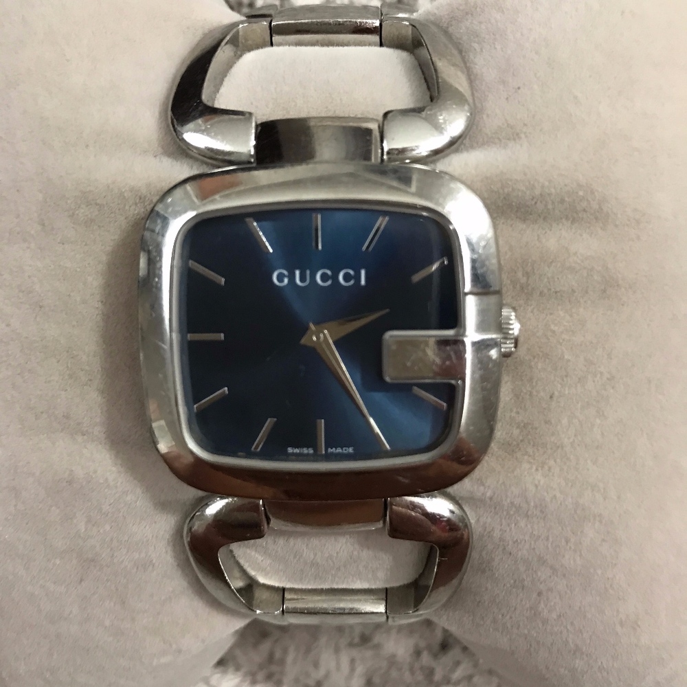 Gucci G Series Ladies Watch - Picture 3 of 6